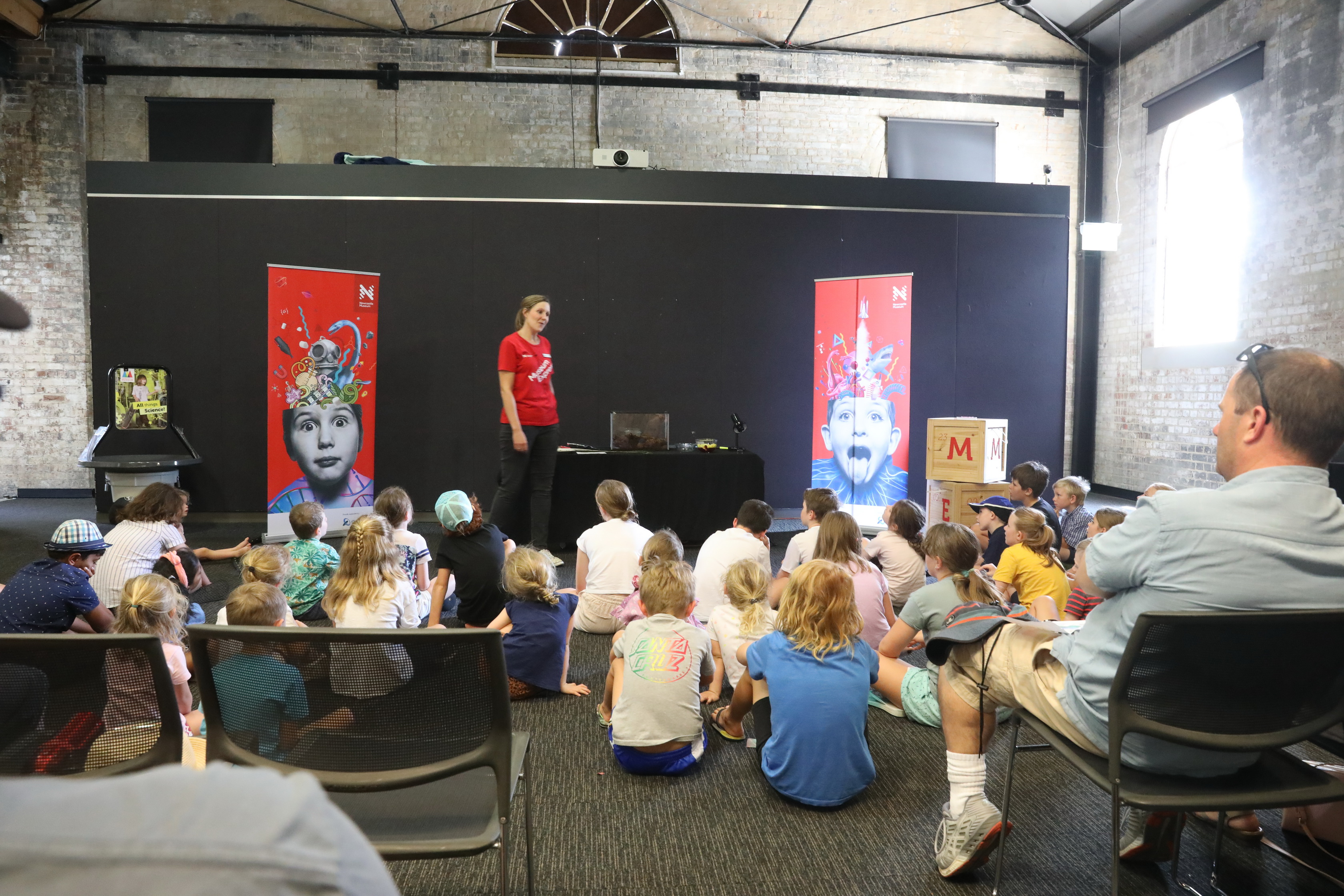 Newcastle Museum - Science Show